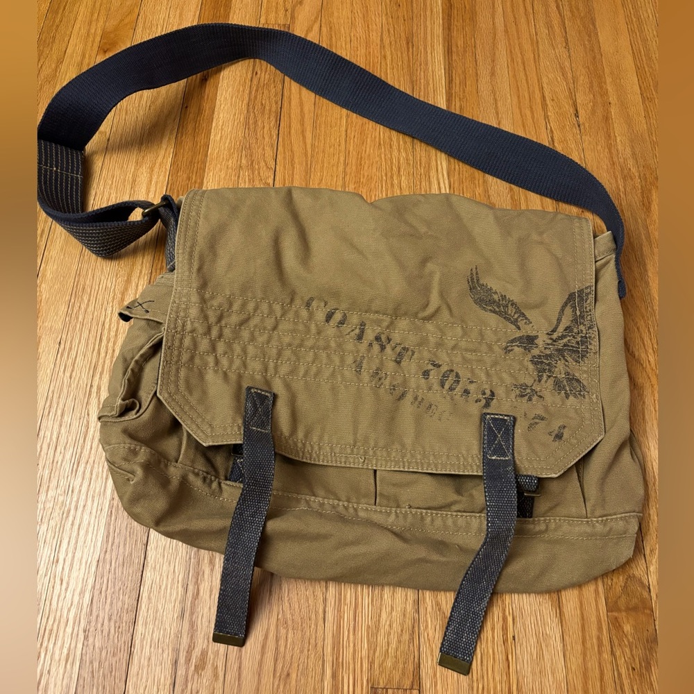 American Eagle Outfitters Messenger Bag